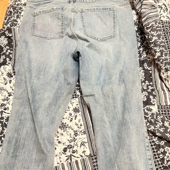 Torrid feel the jegging super soft women’s plus size 14 R distressed jeans - Picture 11 of 11